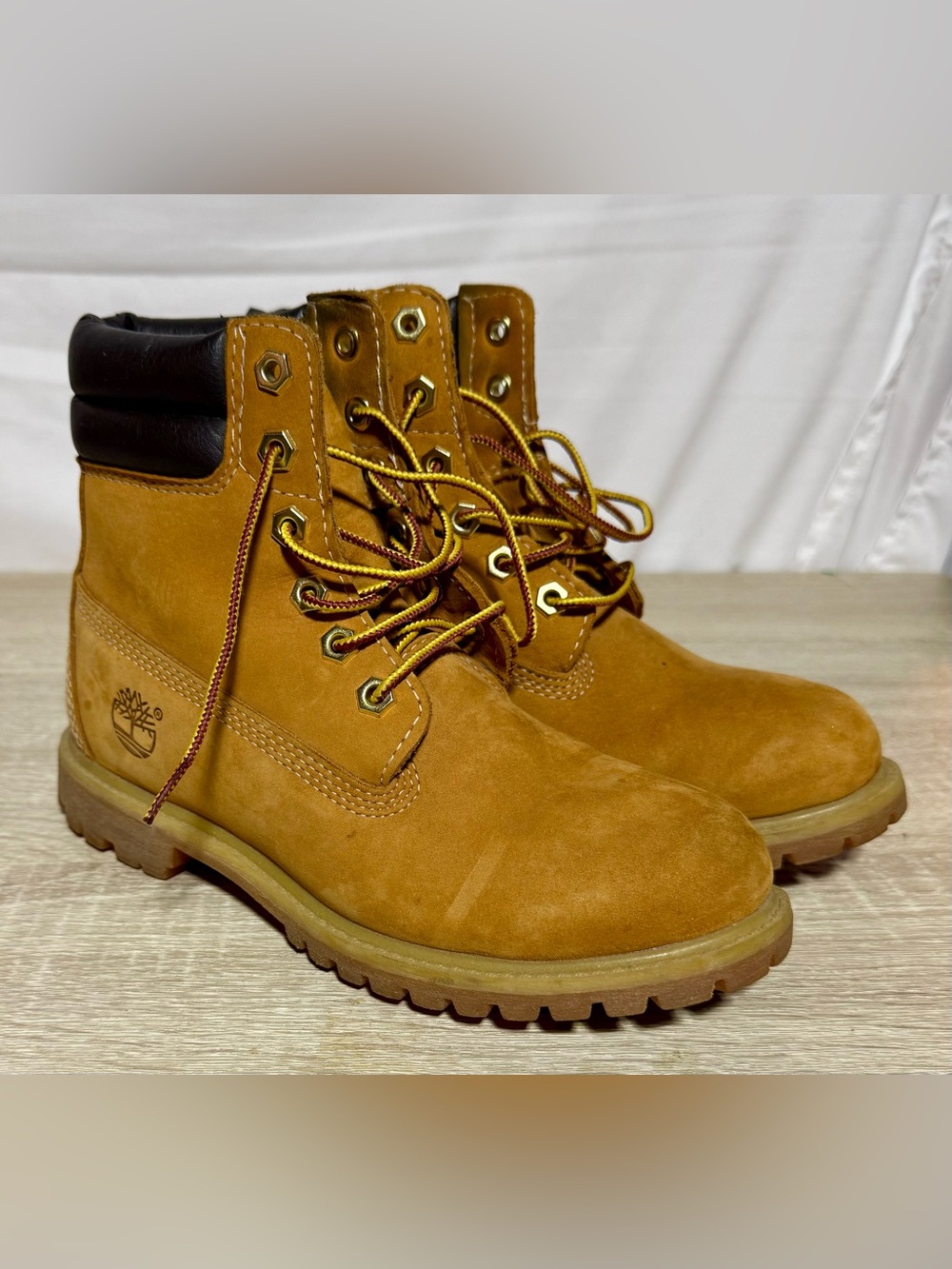 Women's Timberland 6-Inch Waterville Double Collar Boot, Sz 6